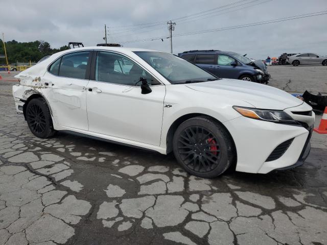 Vin: 4t1g11ak3lu384687, lot: 61471755, toyota camry se 20204