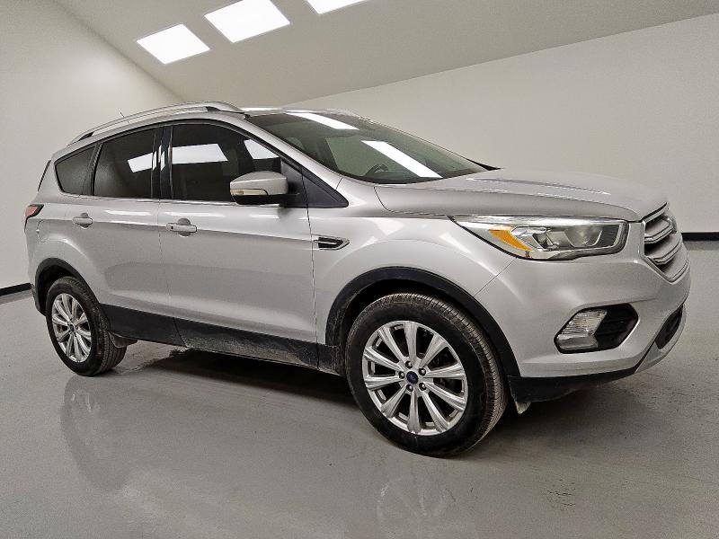Vin: 1fmcu9j97hub61934, lot: 59683945, ford escape titanium 20174