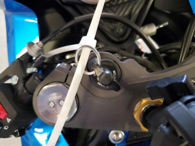 2025 SUZUKI GSX-R600 - JS1GN7FA1S7100427