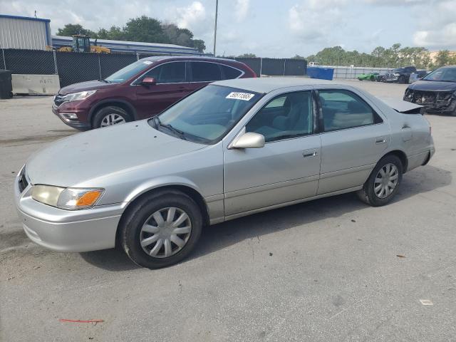 TOYOTA CAMRY CE