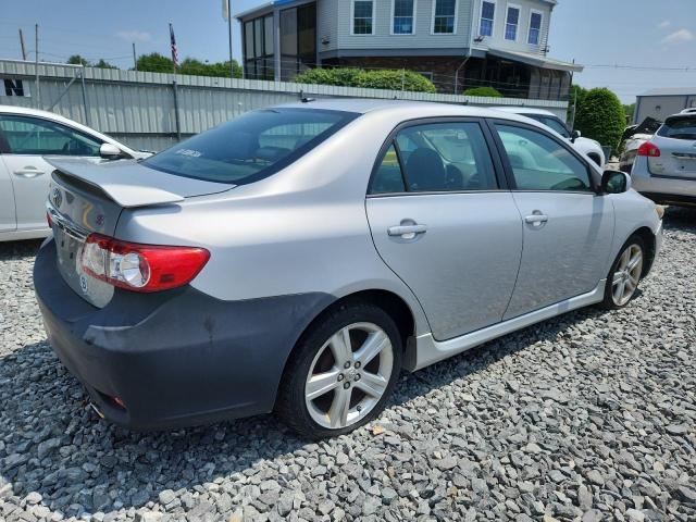 Vin: 2t1bu4ee4dc945067, lot: 62135135, toyota corolla base 20133