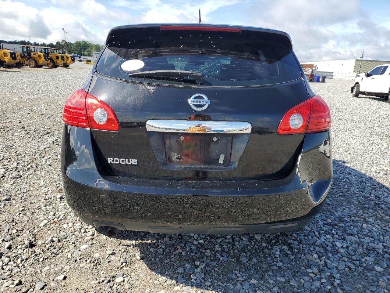 Nissan Rogue s 2013