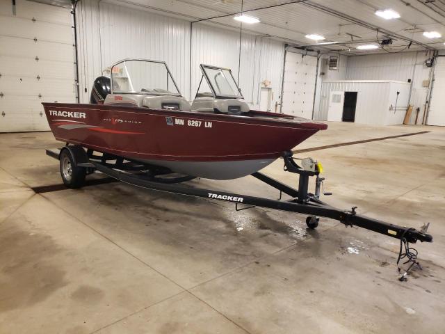 tracker BOAT