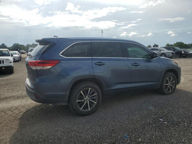 Vin: 5tdkzrfh4hs215440, lot: 61373345, toyota highlander se 20173