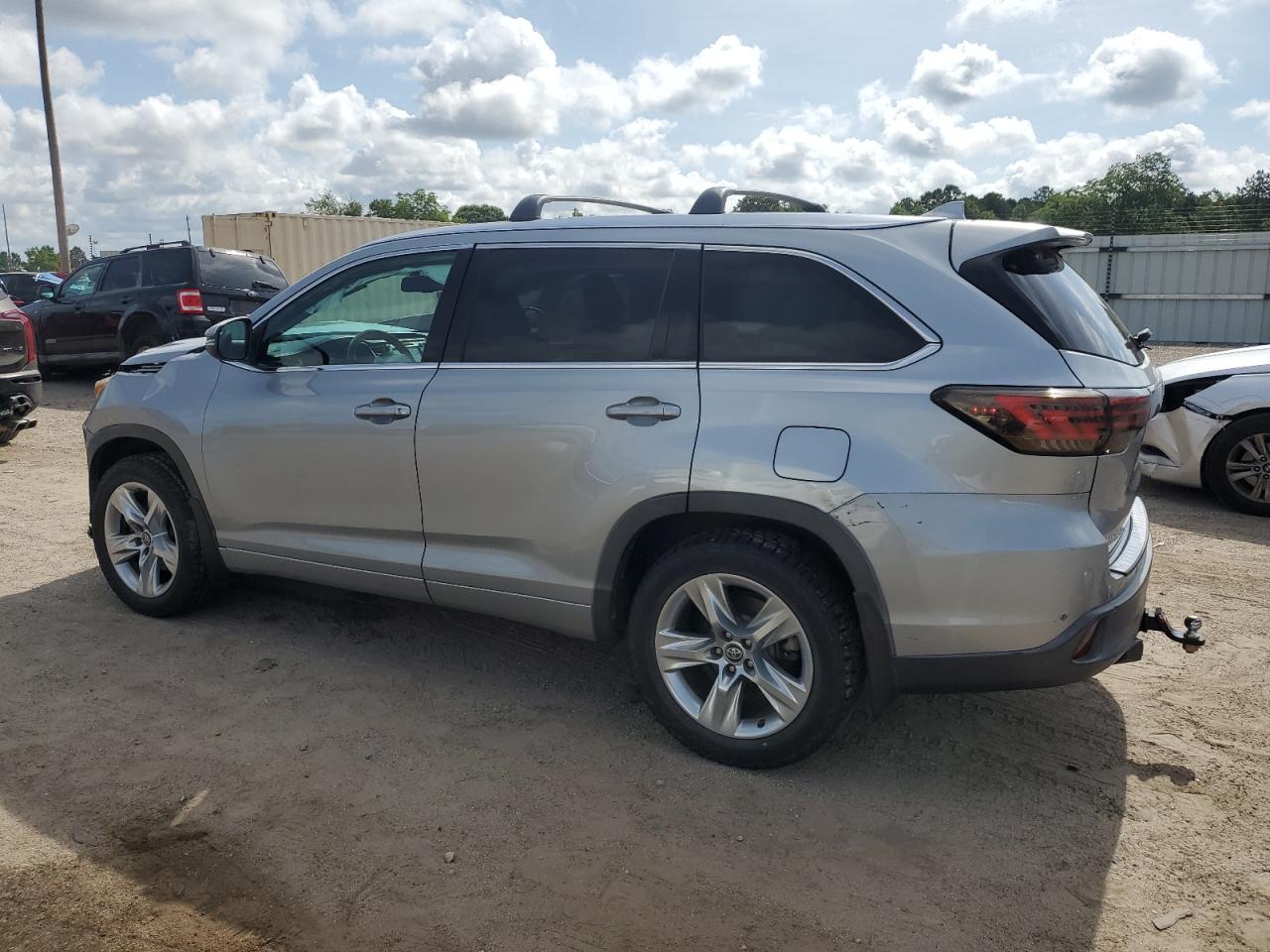 TOYOTA HIGHLANDER LIMITED