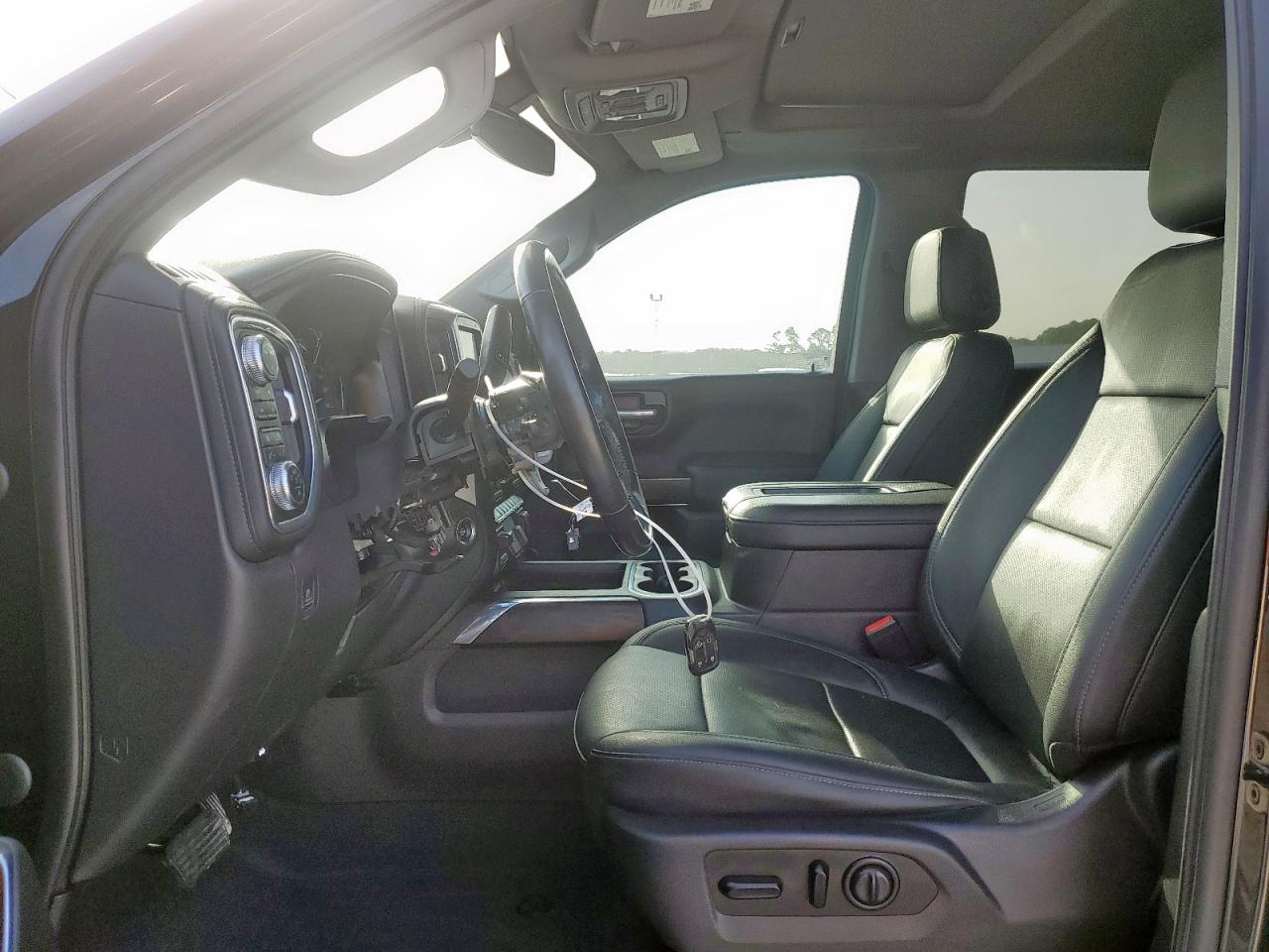 GMC SIERRA K1500 SLT