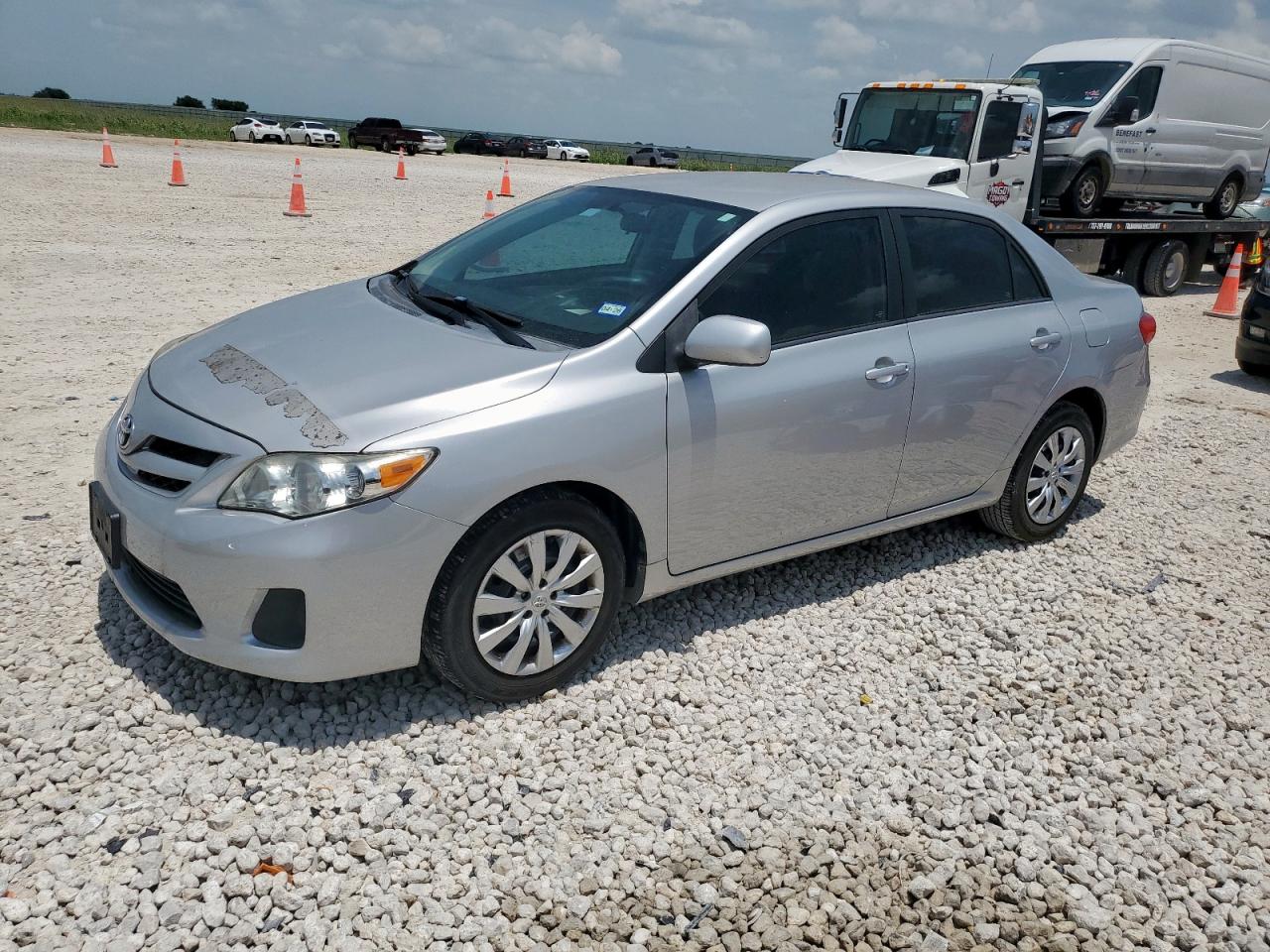 TOYOTA COROLLA BASE
