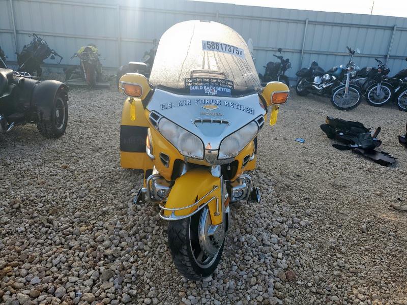 HONDA GL1800 2005 yellow  gas 1HFSC47035A410862 photo #3