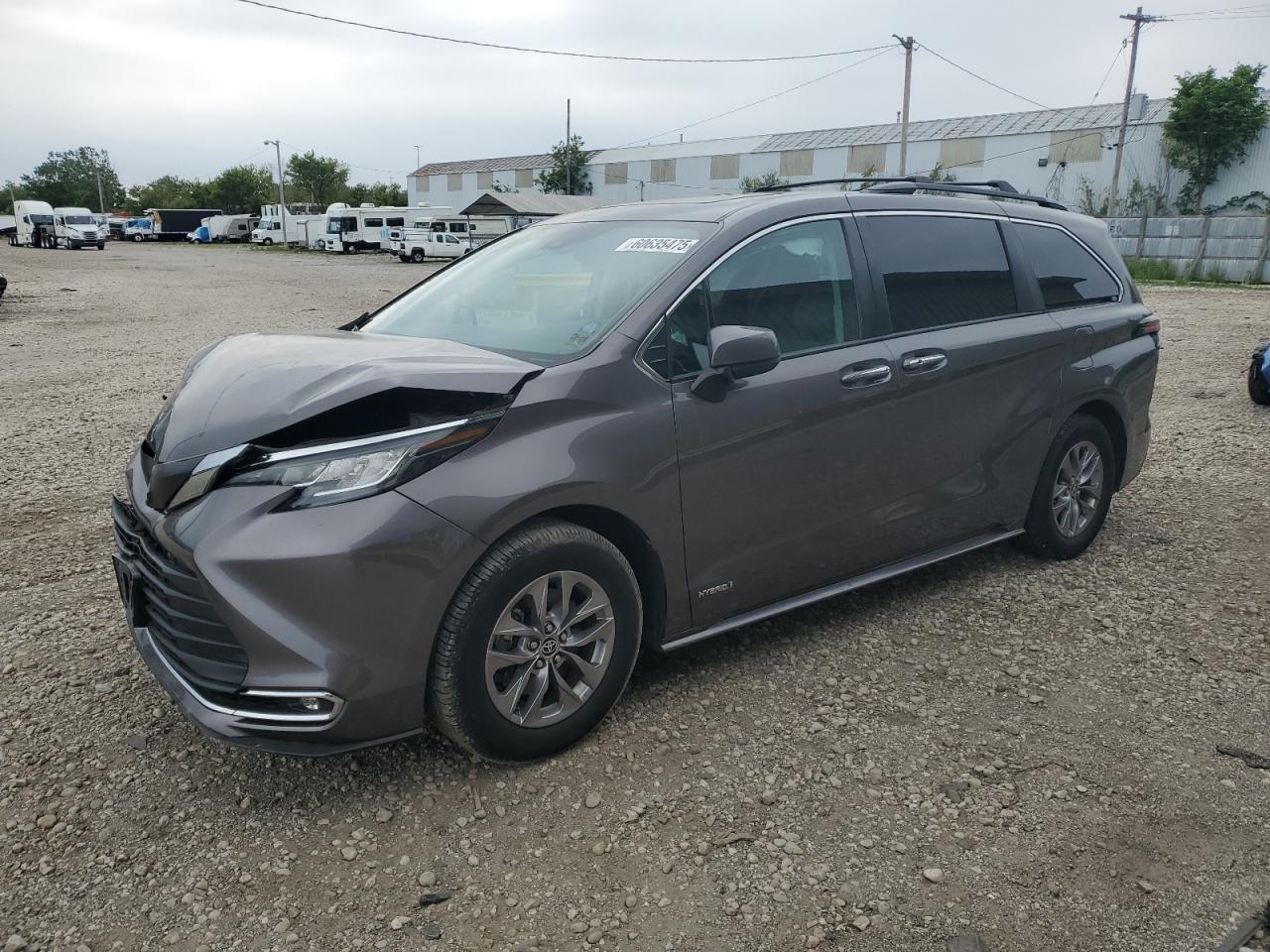 TOYOTA SIENNA XLE