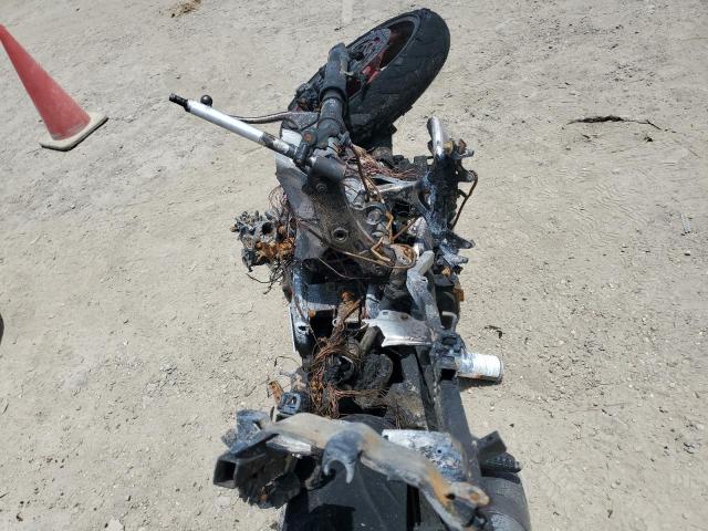 2000 KAWASAKI ZX600 J1 JKAZX4J17YA007190