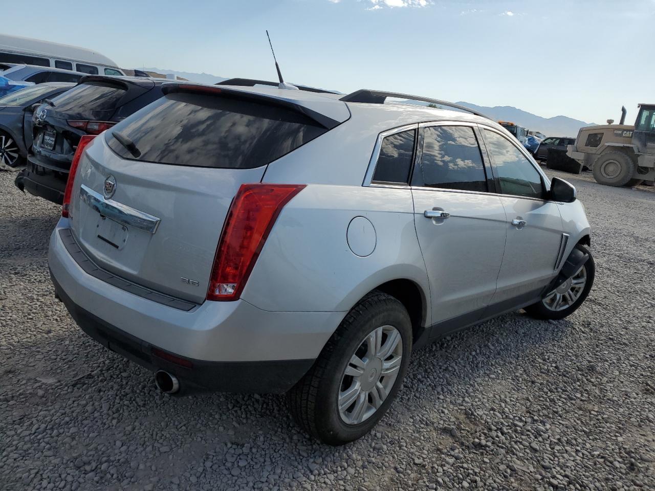 CADILLAC SRX