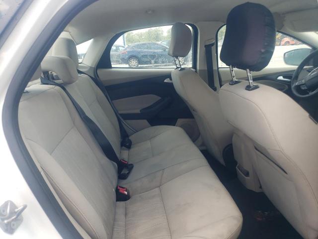 2015 FORD FOCUS SE 1FADP3F21FL250352