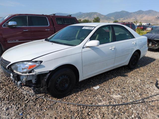 TOYOTA CAMRY LE 2004 white  gas 4T1BE32K94U286483 photo #1