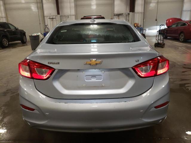 2018 CHEVROLET CRUZE LT 1G1BE5SM2J7131312
