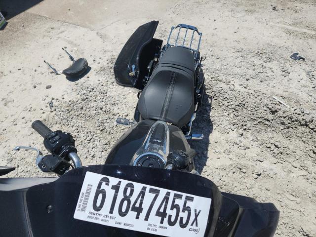 2024 HARLEY-DAVIDSON FLHX 1HD1KB718RB618708