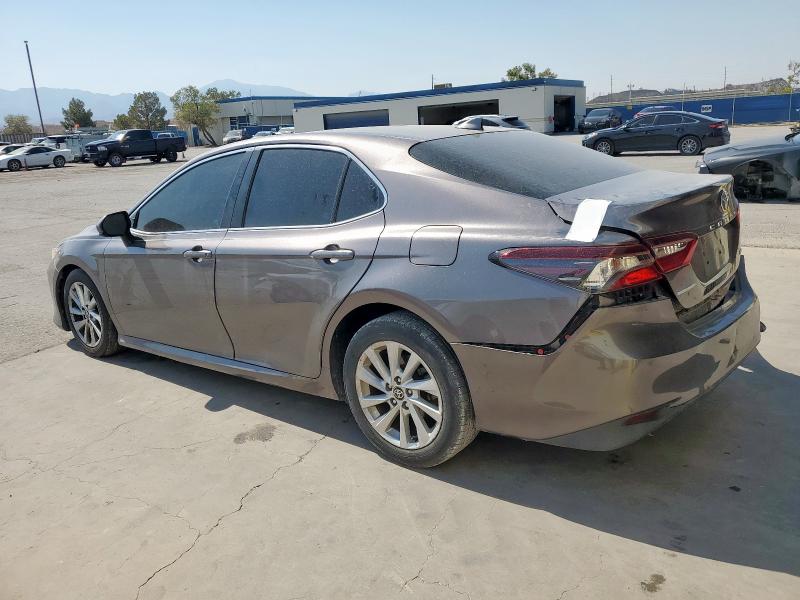 2021 TOYOTA CAMRY LE 4T1C11AK5MU451922