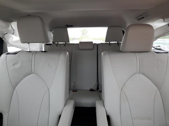 2024 TOYOTA GRAND HIGH 5TDACAB55RS011113
