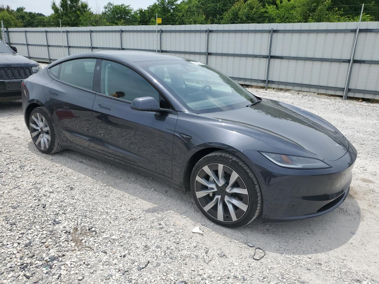 Tesla Model 3 2025