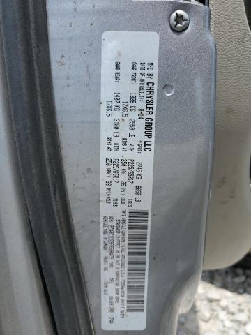 2015 CHRYSLER TOWN & COU 2C4RC1CG3FR506479