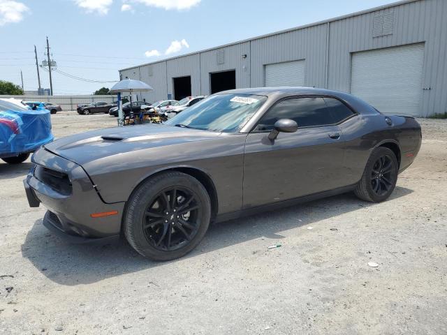 Vin: 2c3cdzag3jh332792, lot: 61664065, dodge challenger sxt 2018 img_1