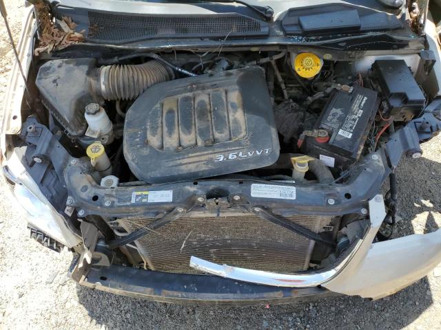 2015 CHRYSLER TOWN & COU 2C4RC1BGXFR602465