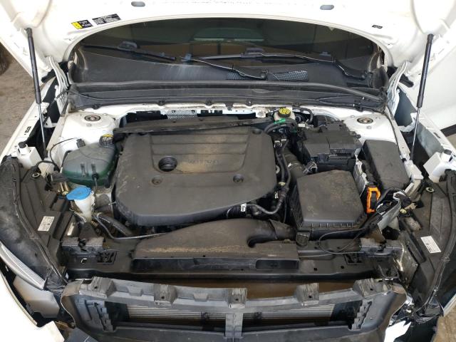 2023 VOLVO XC40 CORE YV4L12UK3P2959552