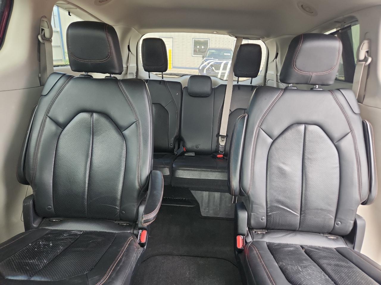 CHRYSLER PACIFICA TOURING L PLUS