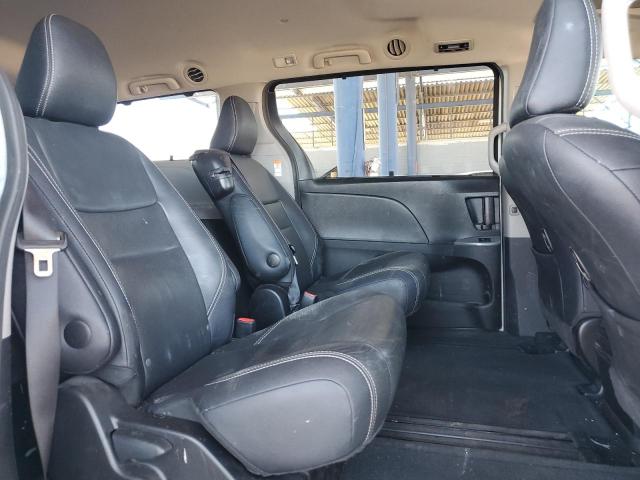 2017 TOYOTA SIENNA SE 5TDXZ3DC4HS830936