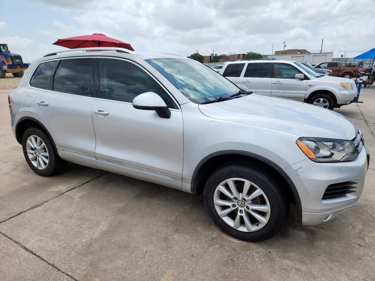 VOLKSWAGEN TOUAREG V6