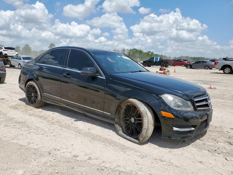 Vin: wddgf8ab8er302995, lot: 62291045, mercedes-benz c-class 300 4matic 20144