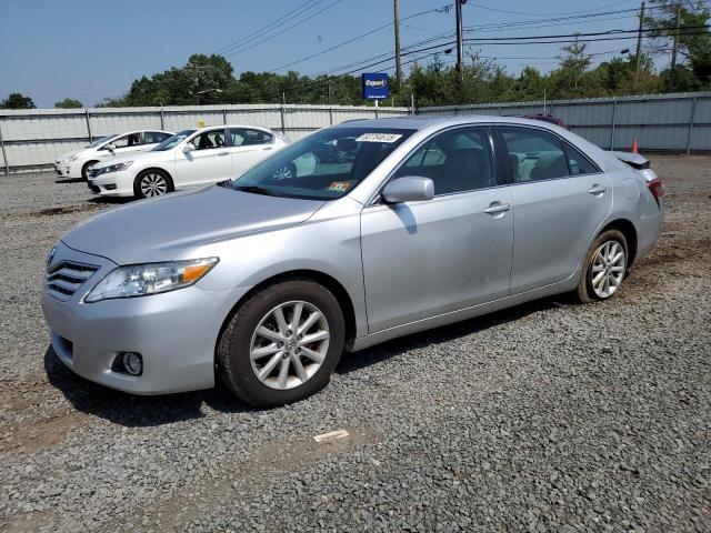 TOYOTA CAMRY BASE