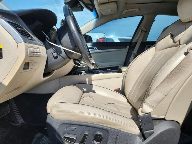 2015 HYUNDAI GENESIS 3. KMHGN4JE4FU099159