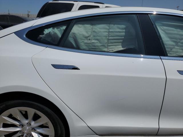2016 TESLA MODEL S 5YJSA1E13GF151472