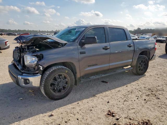 Vin: 5tfew5f13hx221970, lot: 59506605, toyota tundra crewmax sr5 2017 img_1