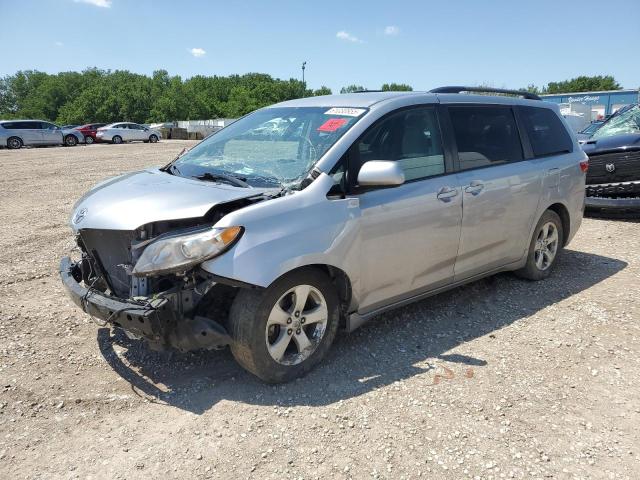 Vin: 5tdkz3dcxhs877947, lot: 61030855, toyota all models le 2017 img_1