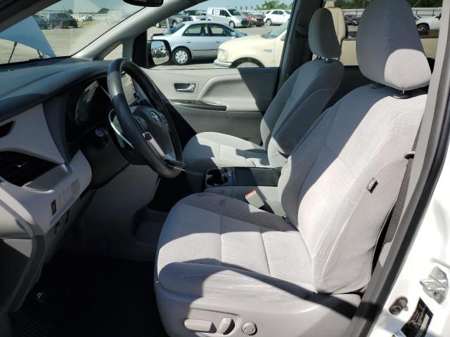 2018 TOYOTA SIENNA LE 5TDKZ3DCXJS916445