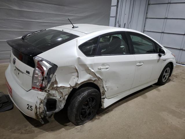 Vin: jtdkn3du9f1872821, lot: 61603945, toyota prius 20153