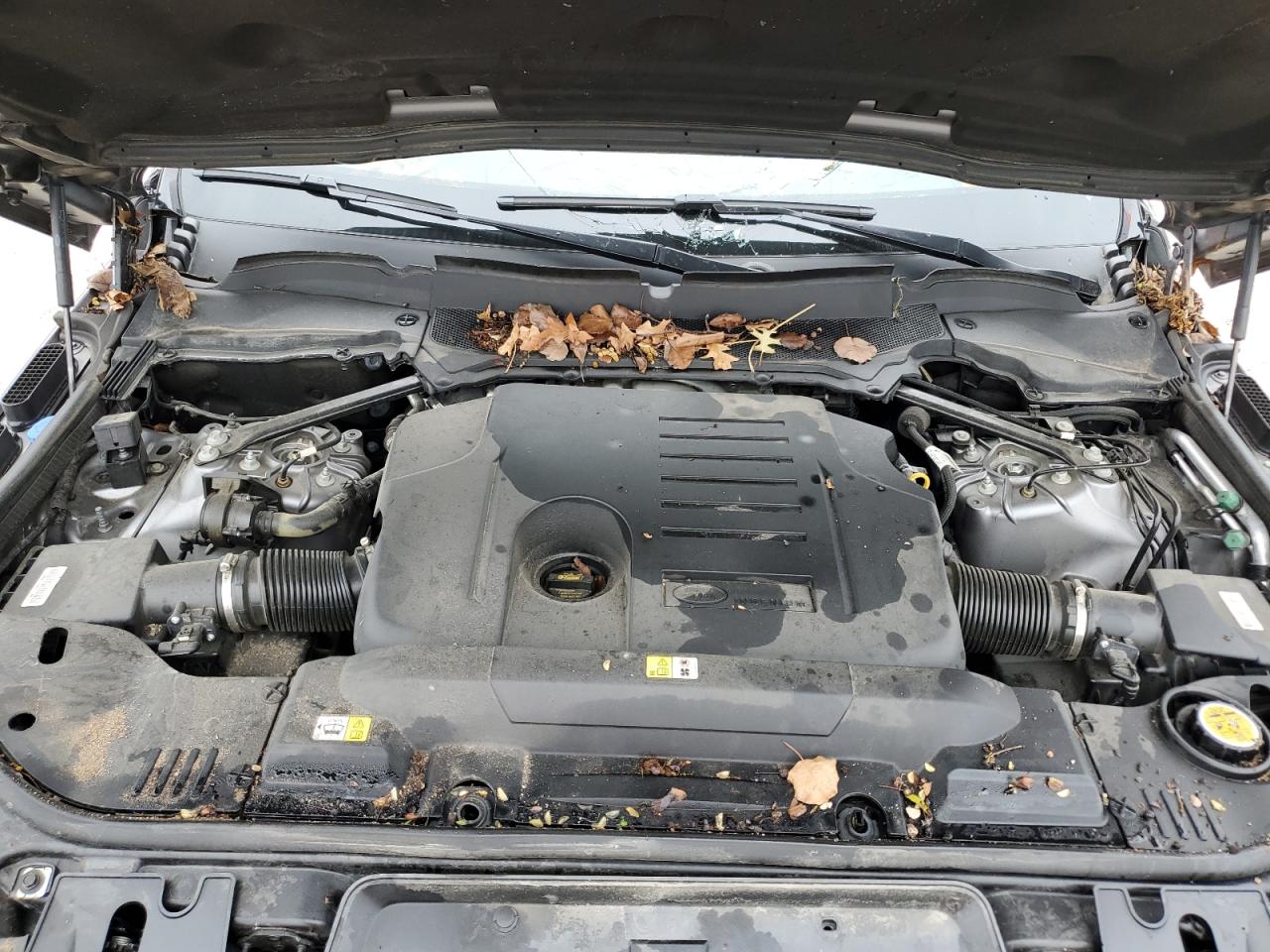 LAND ROVER RANGE ROVER HSE SILVER EDITION