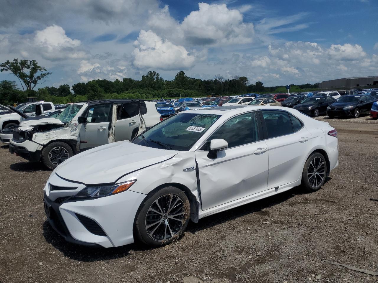 TOYOTA CAMRY SE