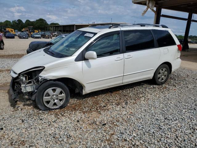 TOYOTA SIENNA XLE