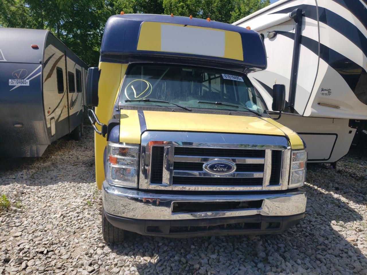 FORD ECONOLINE E450 SUPER DUTY CUTAWAY VAN