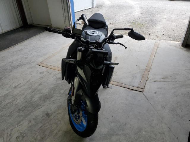 2024 SUZUKI GSX800 R JS1EM11B6R7100974