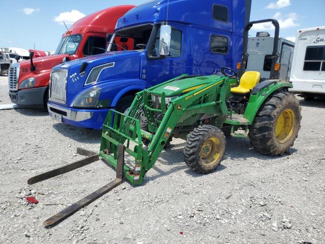 JOHN DEERE 4044M 2019 green   1LV4044MHKK109072 photo #3