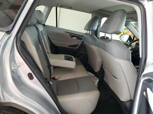 2019 TOYOTA RAV4 XLE P 2T3A1RFV4KW064985
