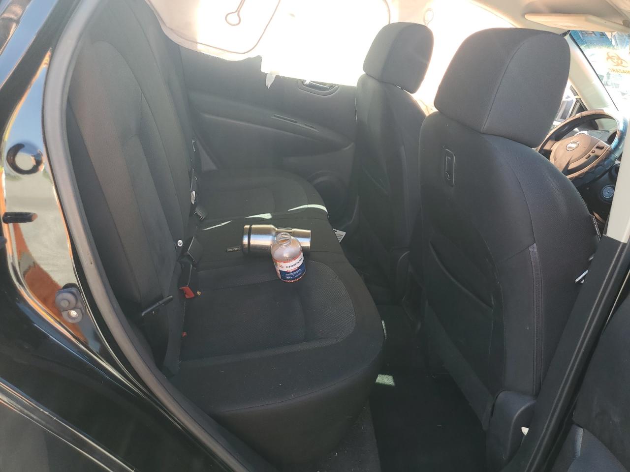 Nissan Rogue s 2013
