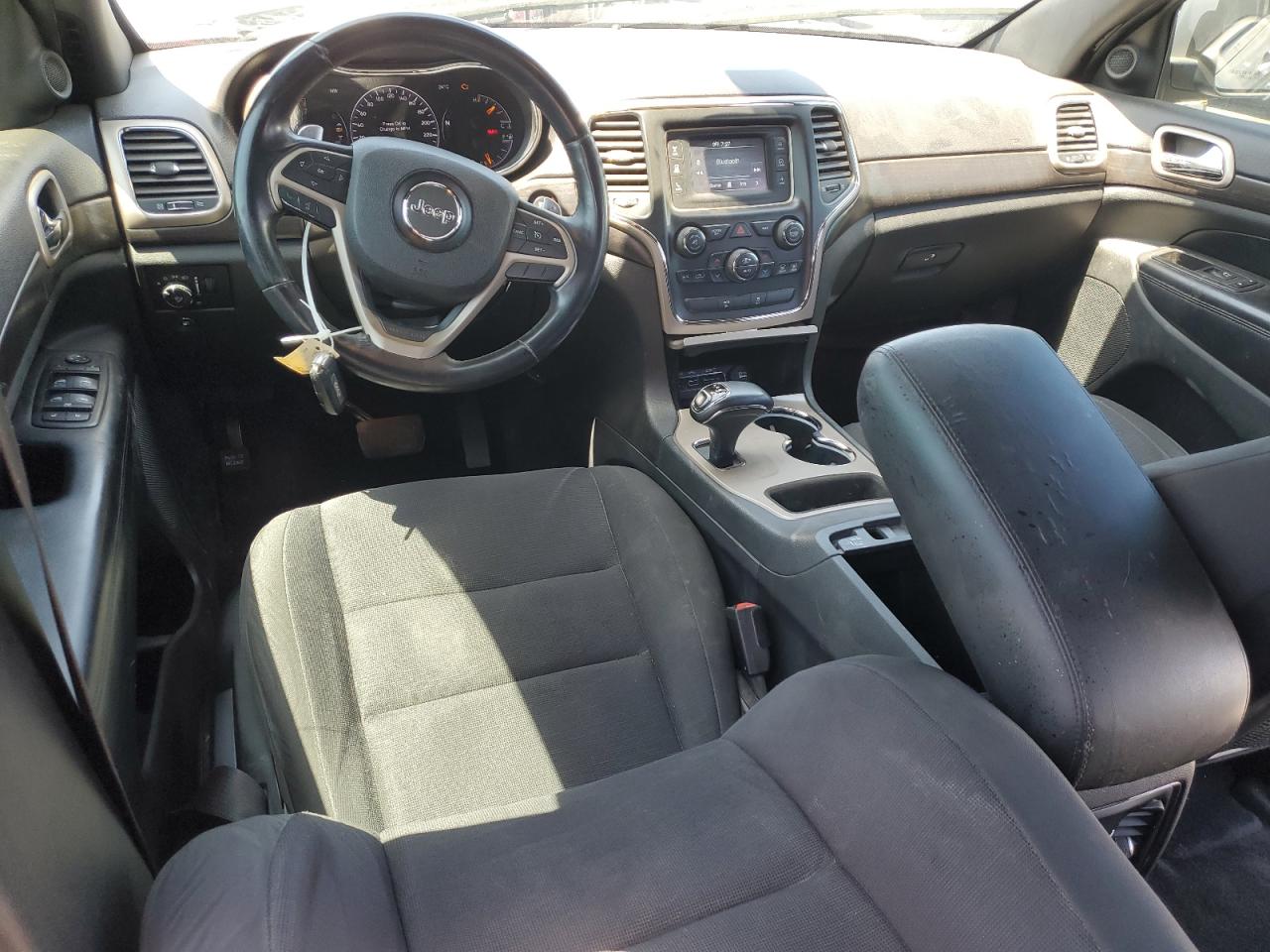 JEEP GRAND CHEROKEE LAREDO