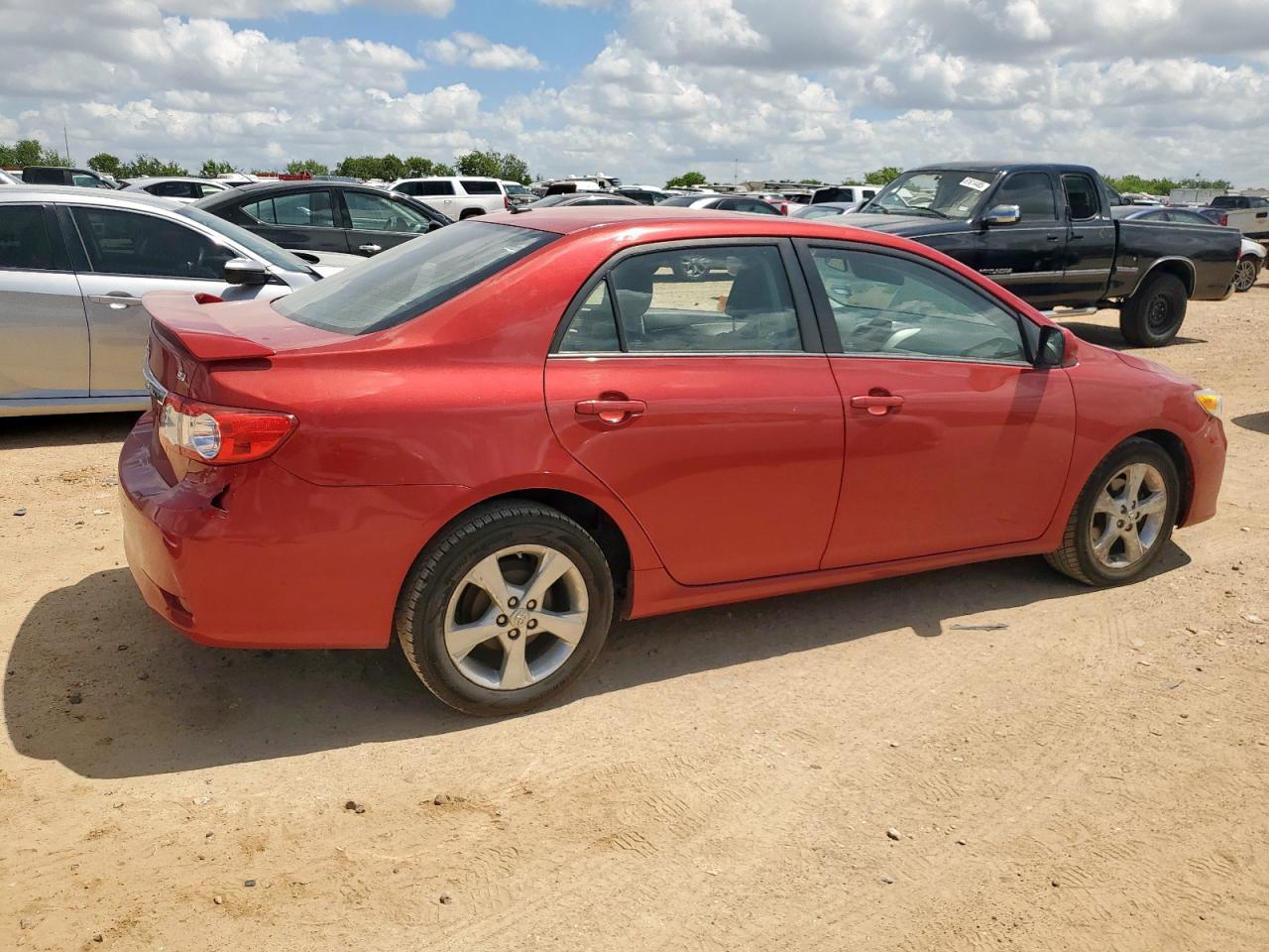 TOYOTA COROLLA BASE