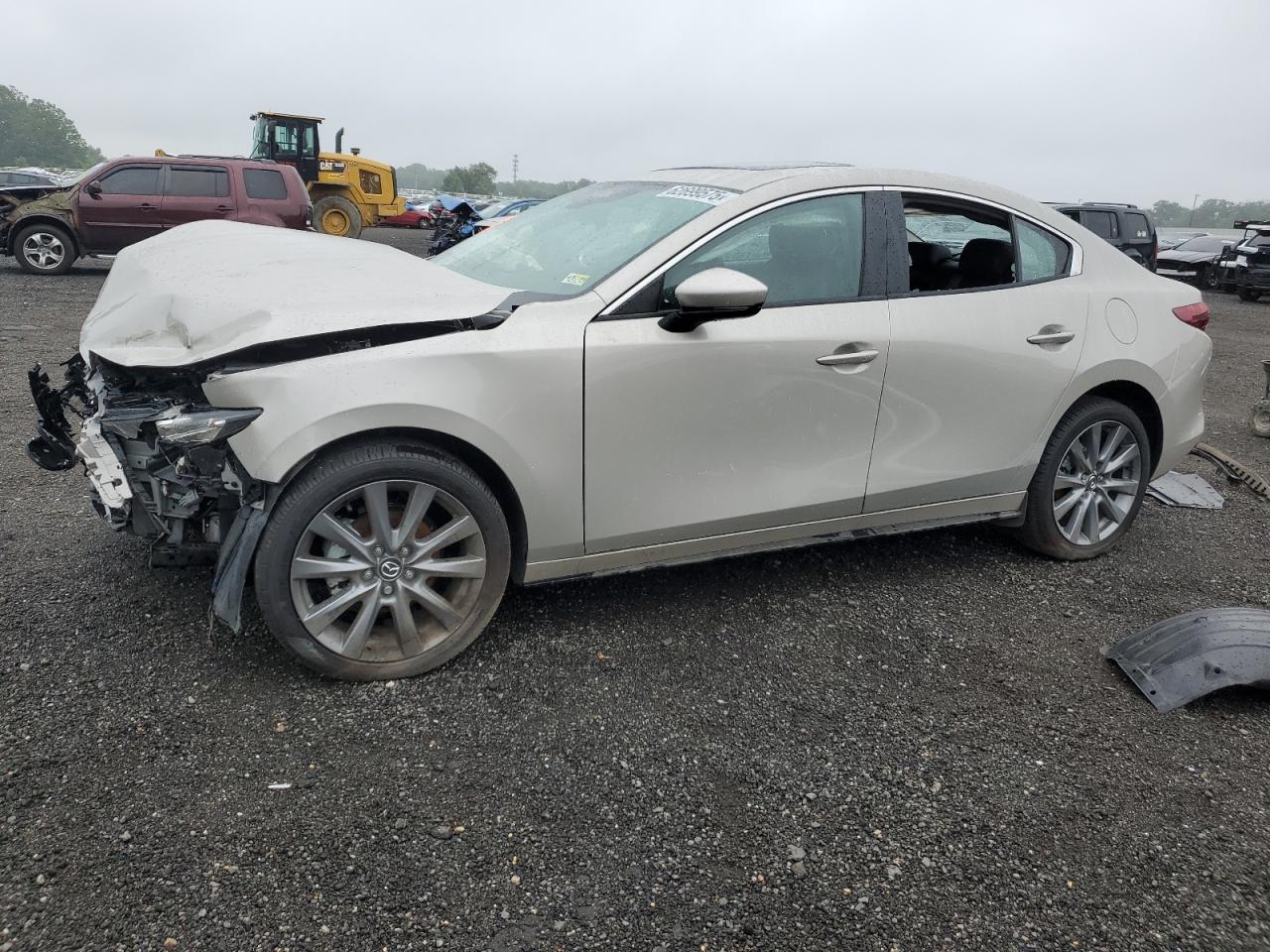MAZDA 3 PREFERRED