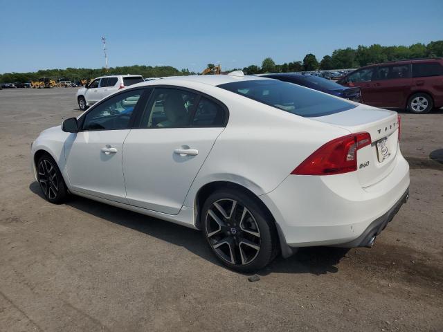 Vin: yv126mfl3h2433824, lot: 57960325, volvo s60 20172
