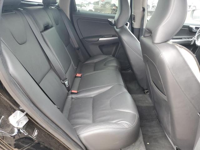 2016 VOLVO XC60 T5 PR YV4612RK2G2832667